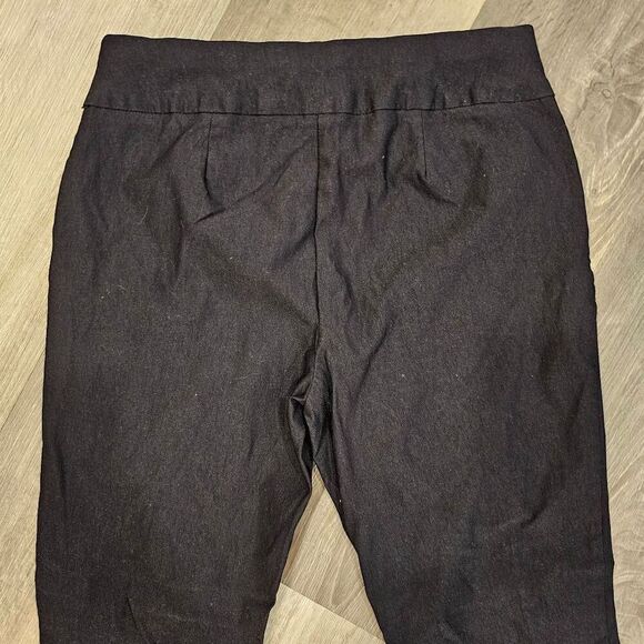 SO SLIMMIMG Chico's women's Stretchy Pants size 0 Short - Picture 7 of 7